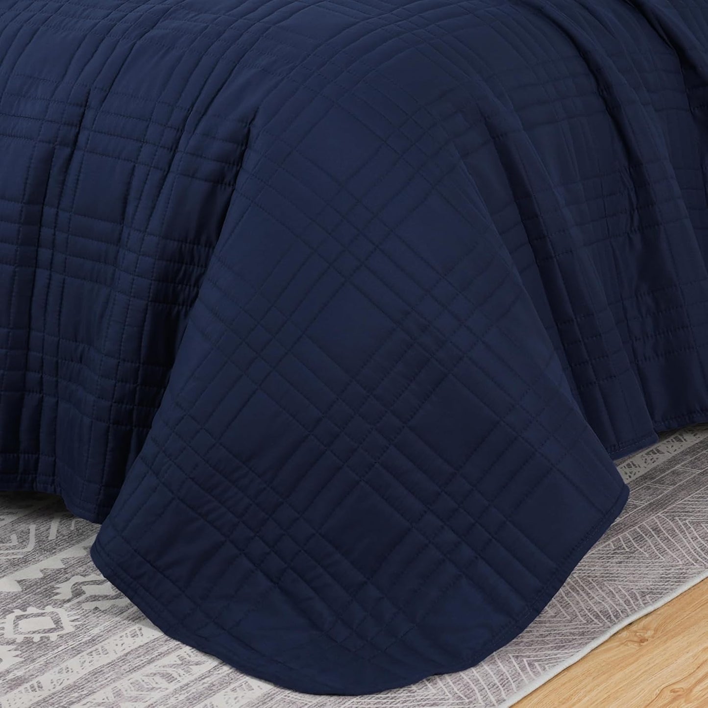 Kingston 3-Piece Oversized Bedspread Coverlet Set (Queen, Navy)