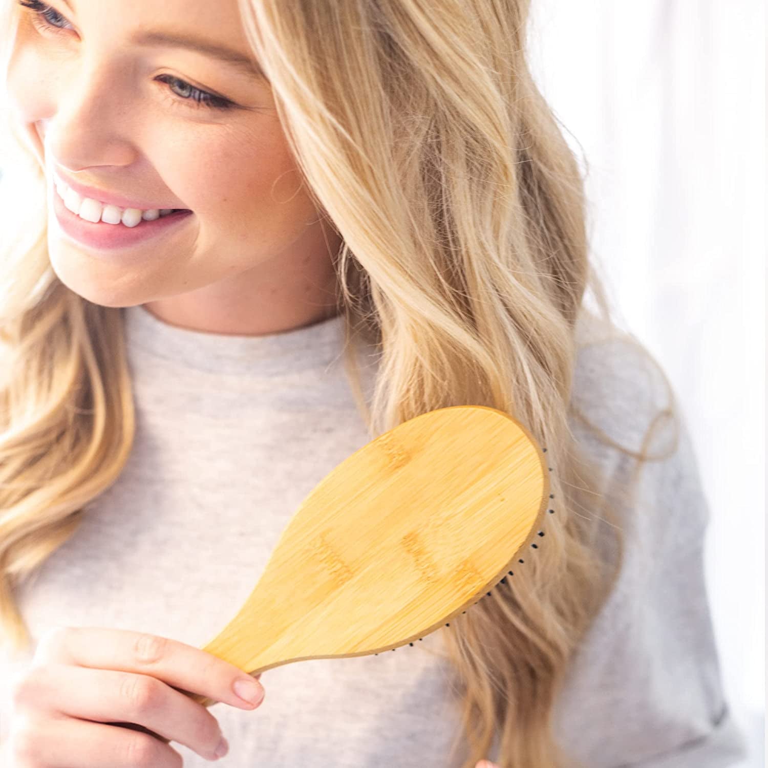 Boar Bristle Hair Brush - Hair Brushes for Women, Curly Hair Brush with Nylon Pins, Detangler Brush, Wooden Hair Brush for Men, Bamboo Brush for Curly Hair, Hairbrush for Women, Boar Bristle Brush